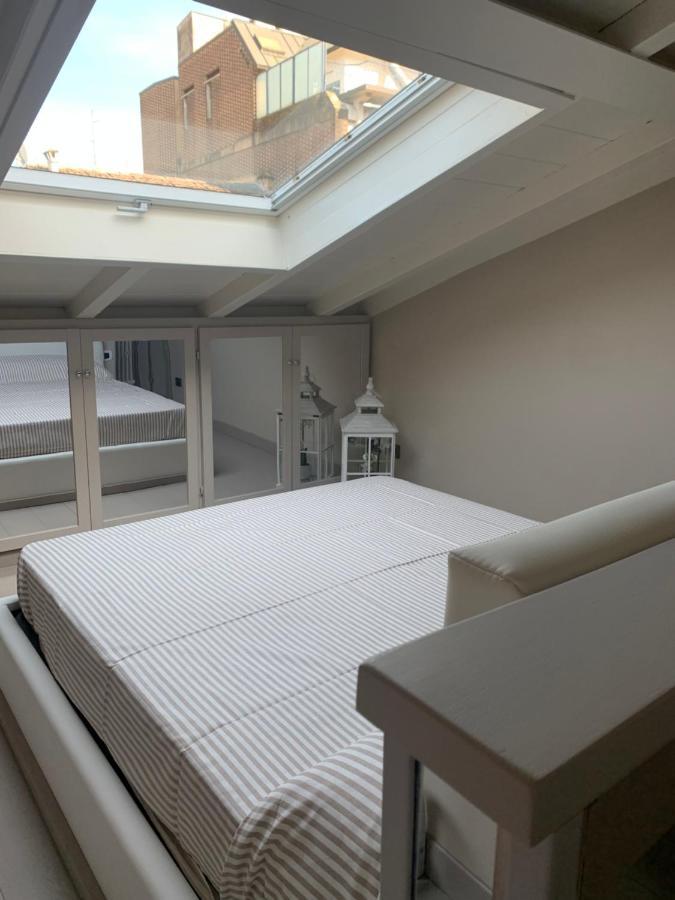 Maison Del Ducato “Cavour 24” Parma Exterior photo